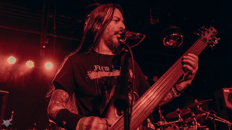 Nelson Zapata performing live with Extremely Rotten